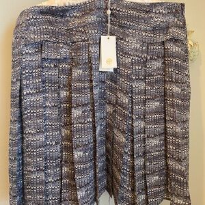 Tori Burch skirt. Size 14. NWT